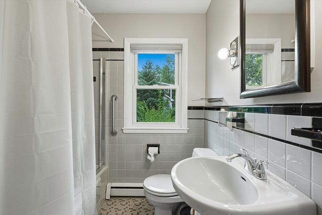 6 Charles St, Wayland, MA 01778