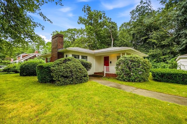 6 Charles St, Wayland, MA 01778