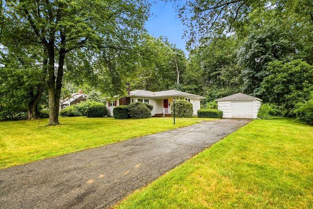 6 Charles St, Wayland, MA 01778