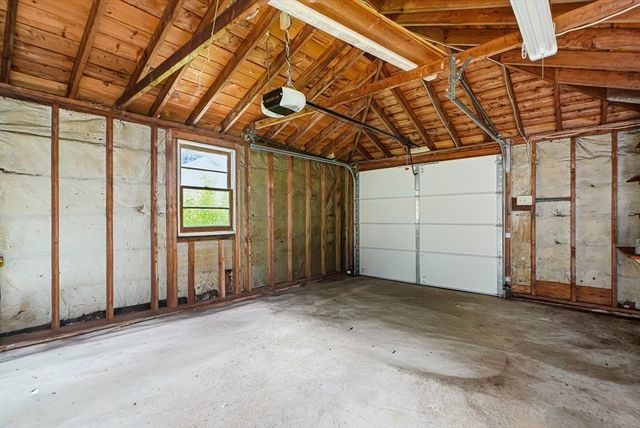 6 Charles St, Wayland, MA 01778