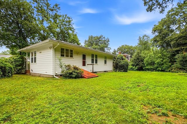 6 Charles St, Wayland, MA 01778