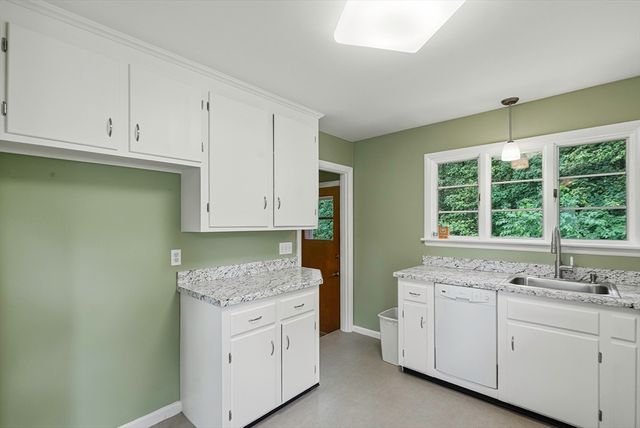 6 Charles St, Wayland, MA 01778