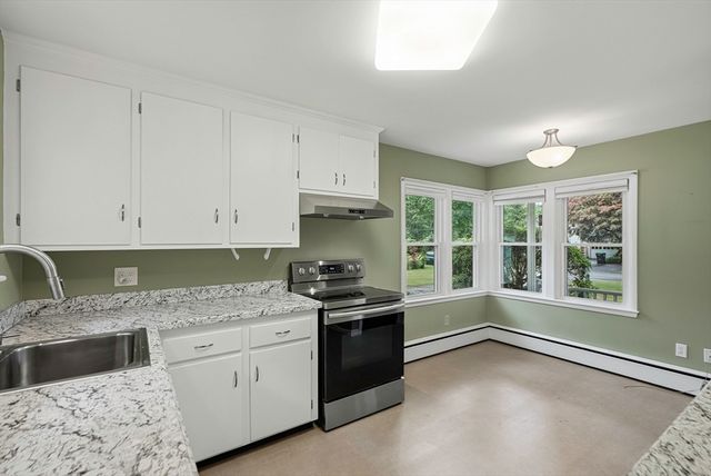 6 Charles St, Wayland, MA 01778