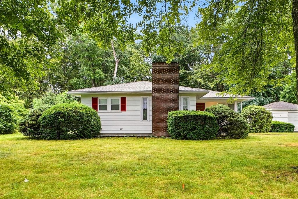 6 Charles St, Wayland, MA 01778