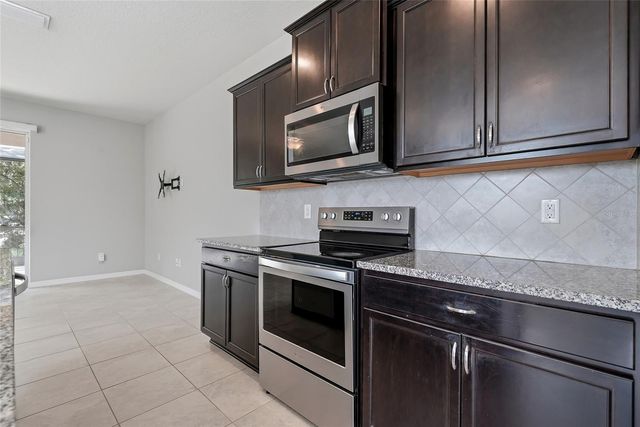 5304 SYLVESTER LOOP, Tampa, FL 33610