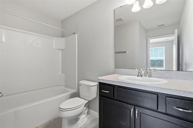 5304 SYLVESTER LOOP, Tampa, FL 33610