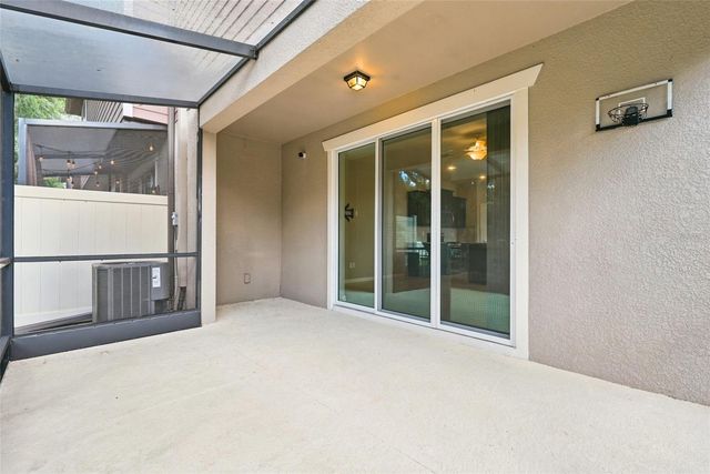 5304 SYLVESTER LOOP, Tampa, FL 33610