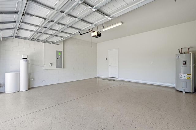 5304 SYLVESTER LOOP, Tampa, FL 33610