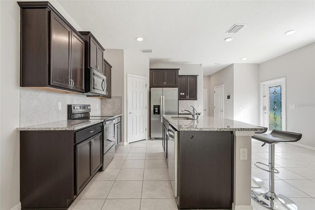 5304 SYLVESTER LOOP, Tampa, FL 33610
