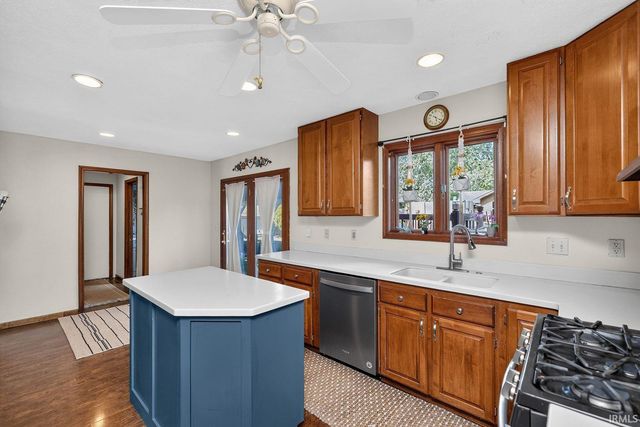 55828 Nursery Avenue, Mishawaka, IN 46545