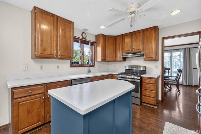 55828 Nursery Avenue, Mishawaka, IN 46545