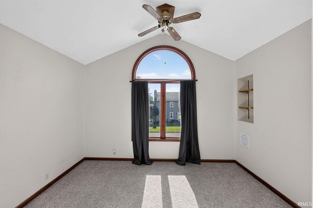 55828 Nursery Avenue, Mishawaka, IN 46545