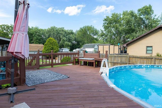 55828 Nursery Avenue, Mishawaka, IN 46545