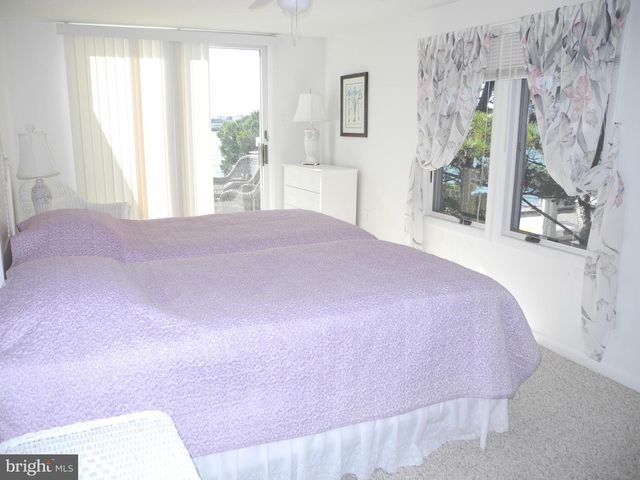 24 MAIDEN LN, Harvey Cedars, NJ 08008