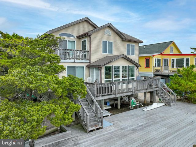 24 MAIDEN LN, Harvey Cedars, NJ 08008