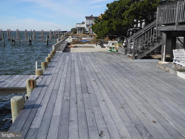 24 MAIDEN LN, Harvey Cedars, NJ 08008