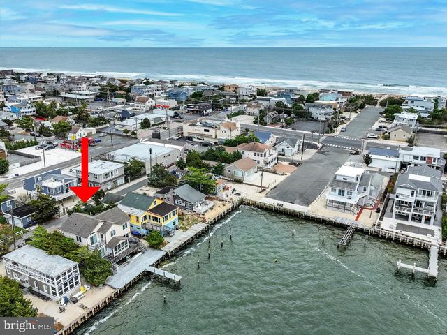 24 MAIDEN LN, Harvey Cedars, NJ 08008