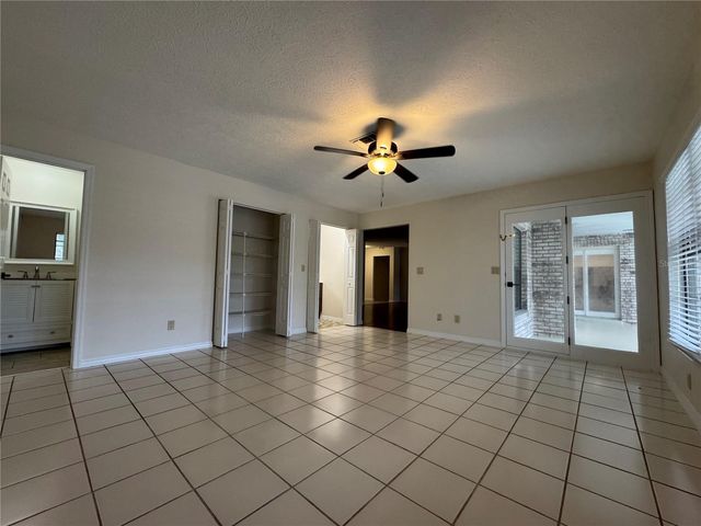 8434 NW 2ND STREET, Ocala, FL 34482