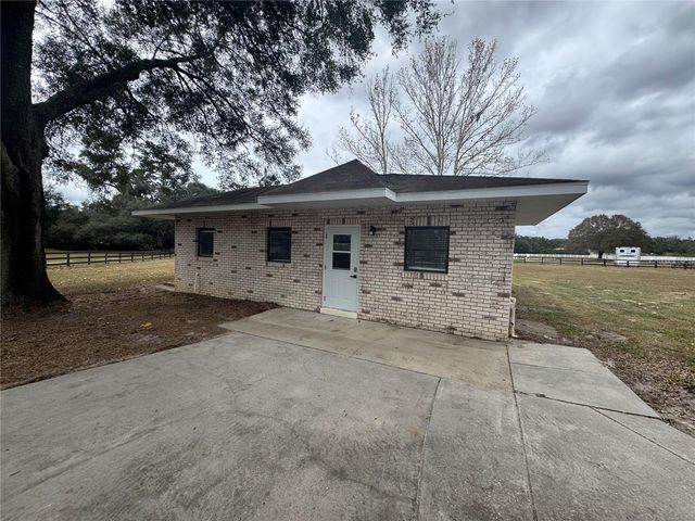 8434 NW 2ND STREET, Ocala, FL 34482