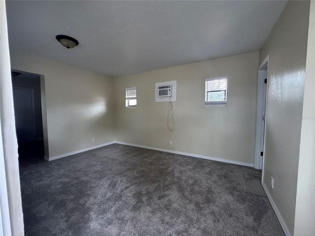 8434 NW 2ND STREET, Ocala, FL 34482