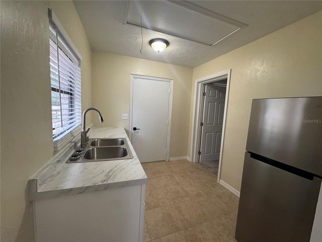 8434 NW 2ND STREET, Ocala, FL 34482