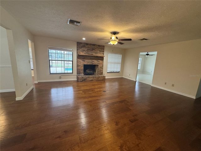 8434 NW 2ND STREET, Ocala, FL 34482