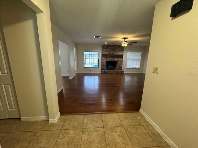 8434 NW 2ND STREET, Ocala, FL 34482