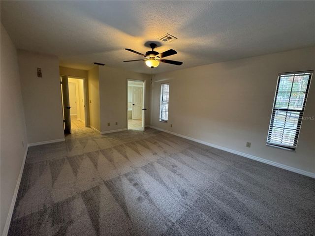 8434 NW 2ND STREET, Ocala, FL 34482