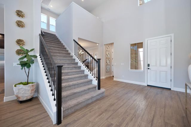 1014 Hogarth Way, El Dorado Hills, CA 95762