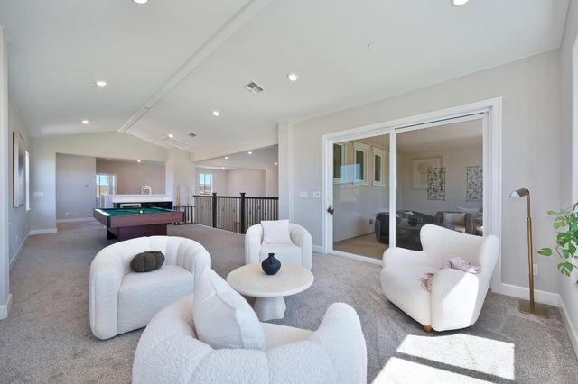 1014 Hogarth Way, El Dorado Hills, CA 95762