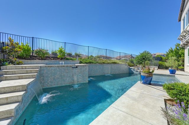 1014 Hogarth Way, El Dorado Hills, CA 95762