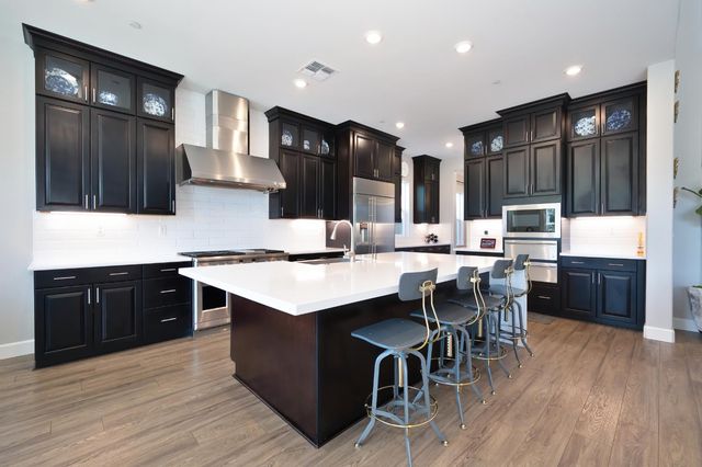 1014 Hogarth Way, El Dorado Hills, CA 95762