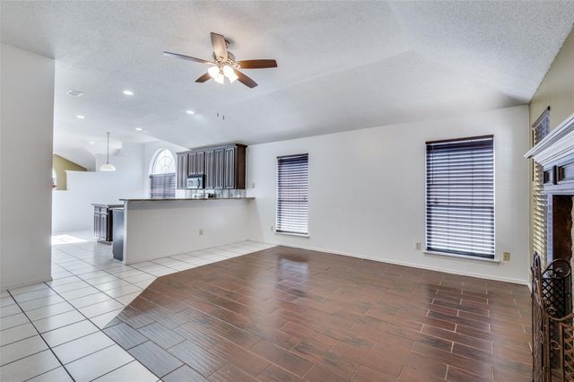 8732 Creede Trail, Fort Worth, TX 76118