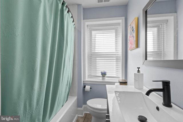 2409 CHESTERFIELD AVE, Baltimore, MD 21213