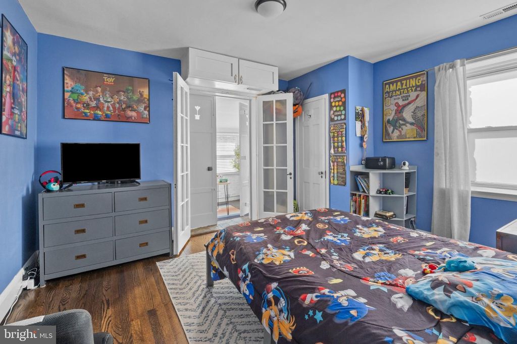 Image 21 of property listing at 2409 CHESTERFIELD AVE, Baltimore, MD 21213
