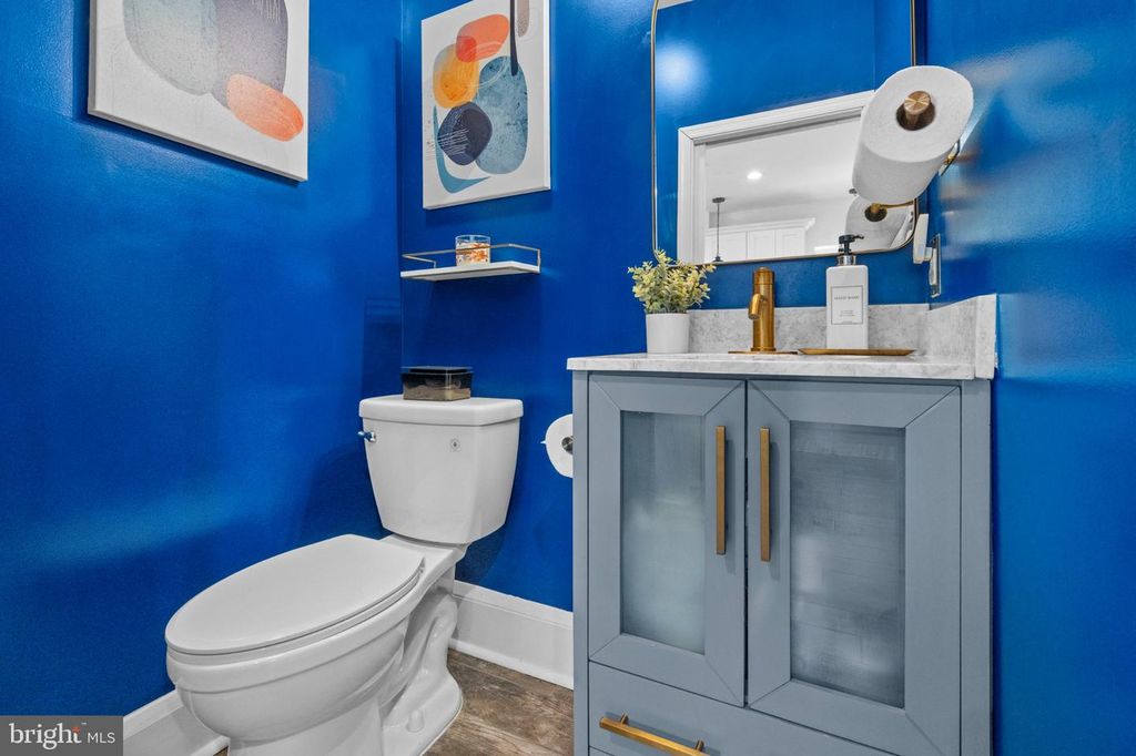 Image 28 of property listing at 2409 CHESTERFIELD AVE, Baltimore, MD 21213