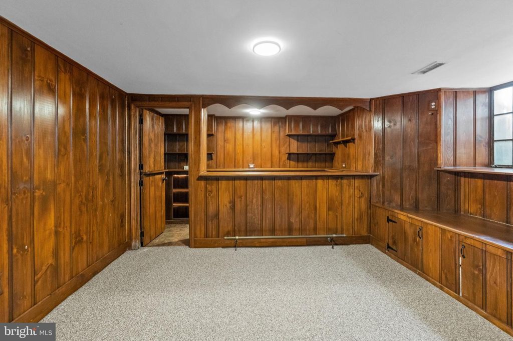 Image 31 of property listing at 2409 CHESTERFIELD AVE, Baltimore, MD 21213