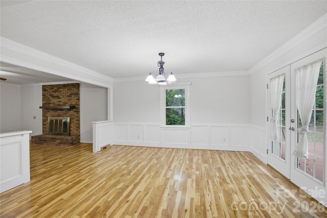 1959 Rock Springs Circle, Denver, NC 28037