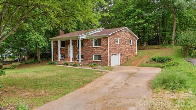 1959 Rock Springs Circle, Denver, NC 28037