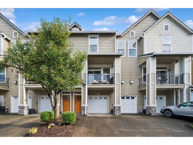 3850 SUMMERLINN Dr, West Linn, OR 97068
