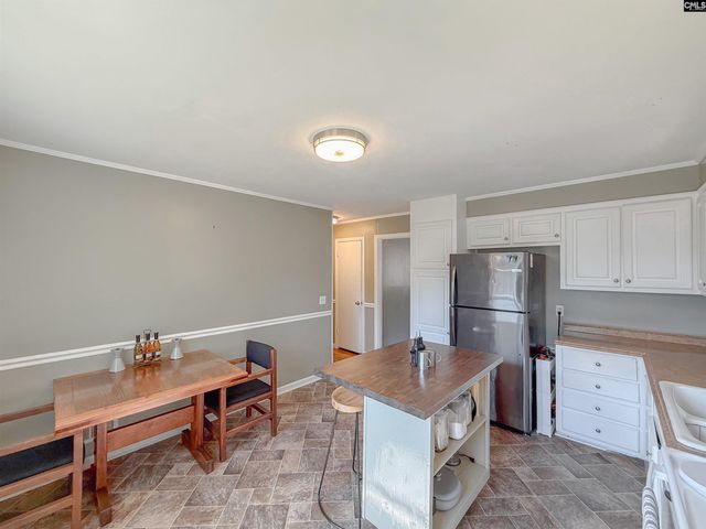 170 Parkwood Drive, West Columbia, SC 29170