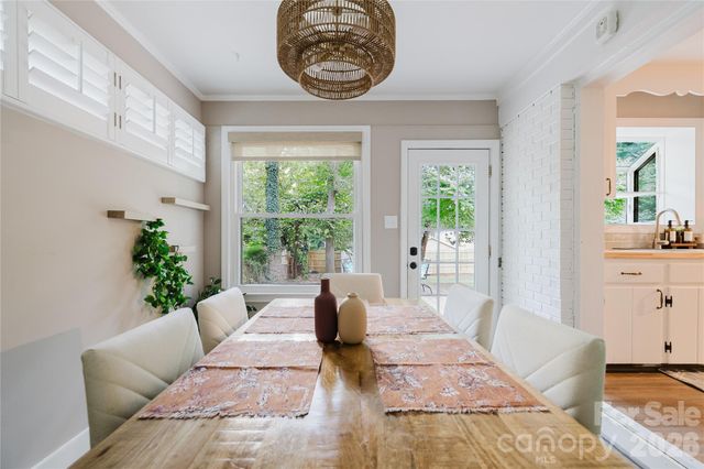 4920 Raymond Place, Charlotte, NC 28205