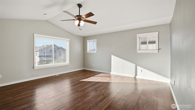 1475 Couls Avenue, Buckley, WA 98321