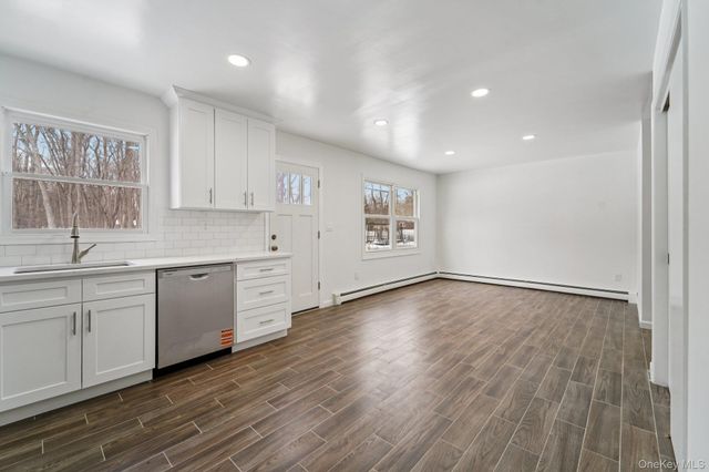 29 Green Avenue, Valley Cottage, NY 10989