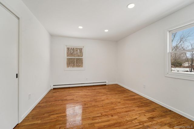 29 Green Avenue, Valley Cottage, NY 10989