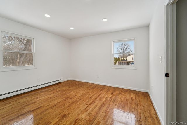 29 Green Avenue, Valley Cottage, NY 10989