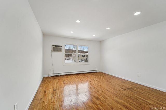 29 Green Avenue, Valley Cottage, NY 10989