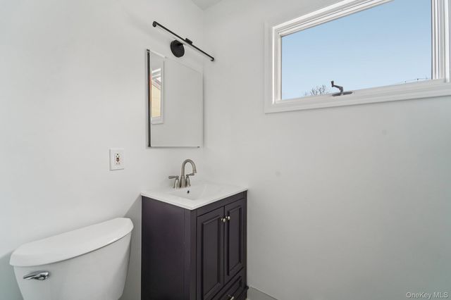 29 Green Avenue, Valley Cottage, NY 10989