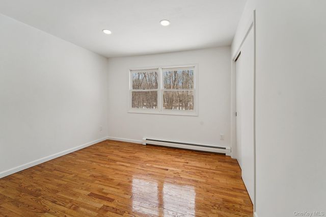 29 Green Avenue, Valley Cottage, NY 10989