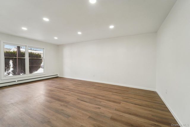 29 Green Avenue, Valley Cottage, NY 10989